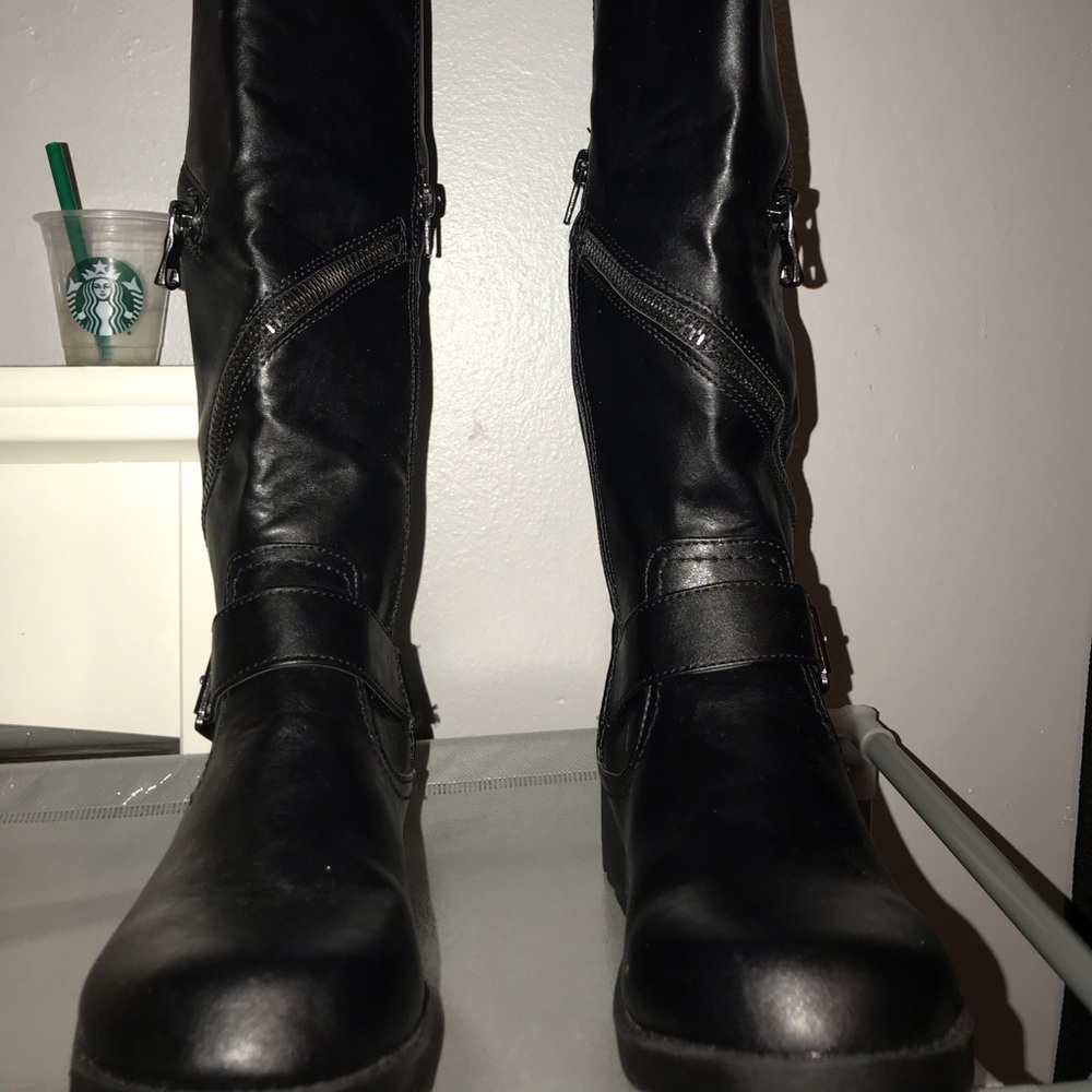 leather boots